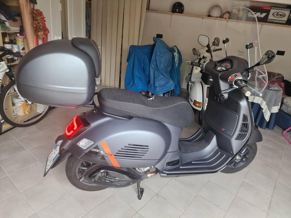 Vespa GTS 300 Super Sport (2023 - 24) (2)