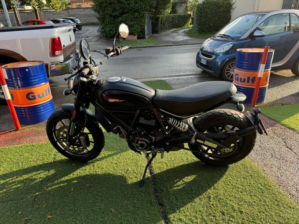 Ducati Scrambler 800 Icon Dark (2020) (2)