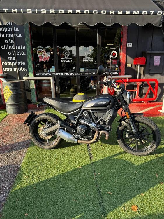 Ducati Scrambler 800 Icon Dark (2020)