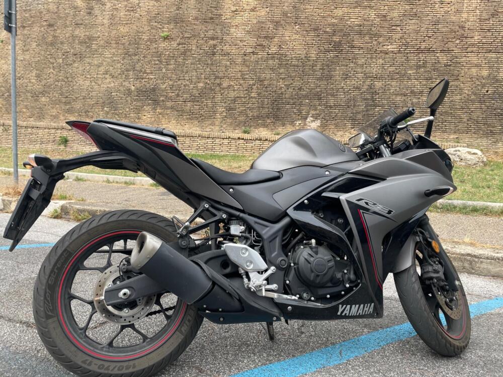 Yamaha YZF R3 (2015 - 17)