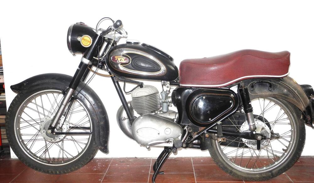 Triumph TWN 200 