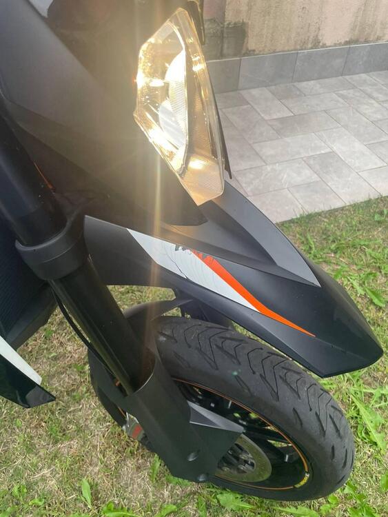 KTM 990 Supermoto R (2012 - 13) (2)