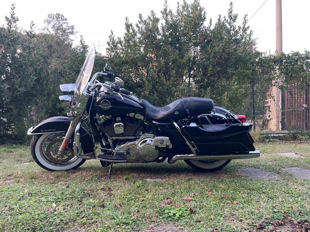 Harley-Davidson 1584 Road King Classic (2007 - 10) - FLHRC