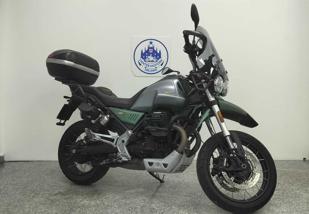 Moto Guzzi V85 TT Centenario (2021 - 22) (2)