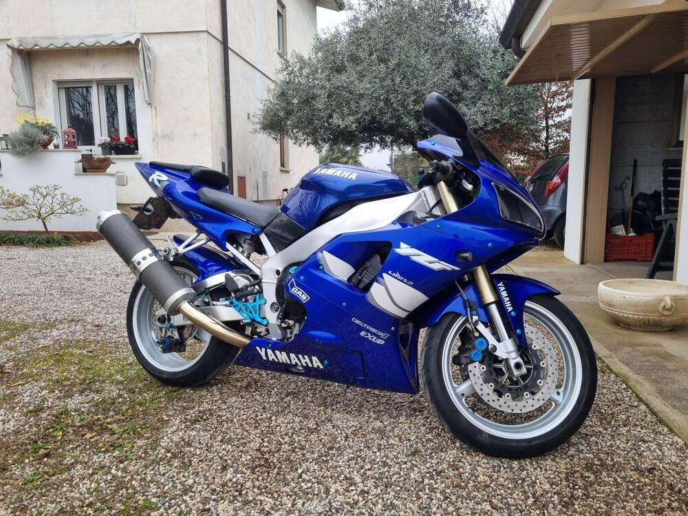 Yamaha YZF R1 (1998 - 99)