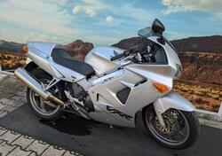 Honda VFR 800 F (2014 - 16) usata