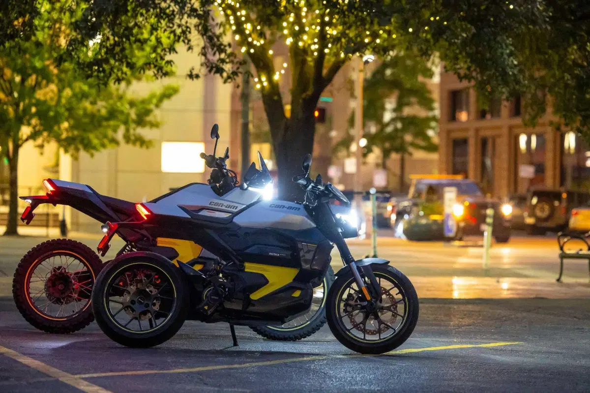 Can-Am Pulse e Origin, il TEST delle moto elettriche di domani [VIDEO] (2)