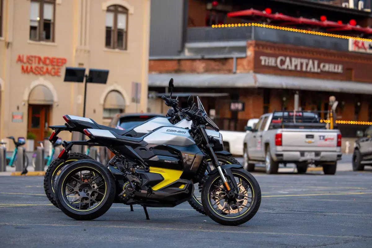 Can-Am Pulse e Origin, il TEST delle moto elettriche di domani [VIDEO] (13)