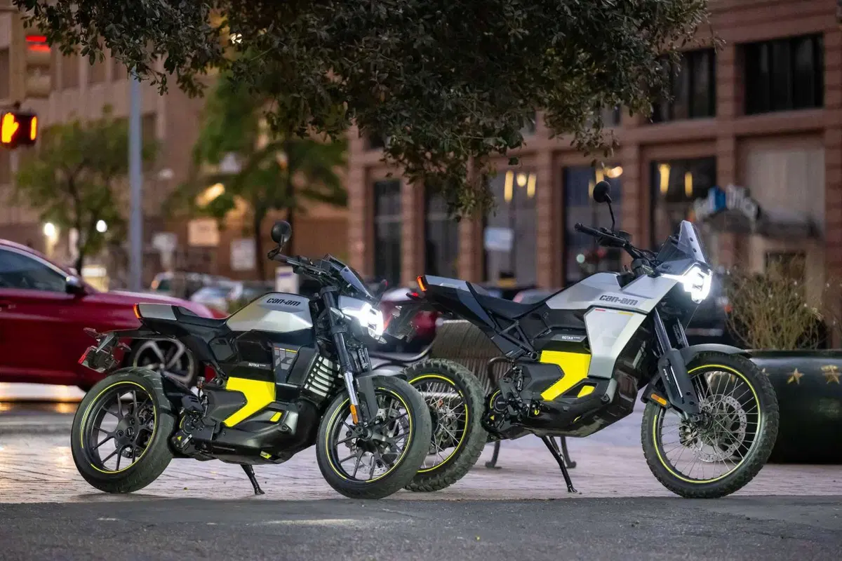 Can-Am Pulse e Origin, il TEST delle moto elettriche di domani [VIDEO] (20)