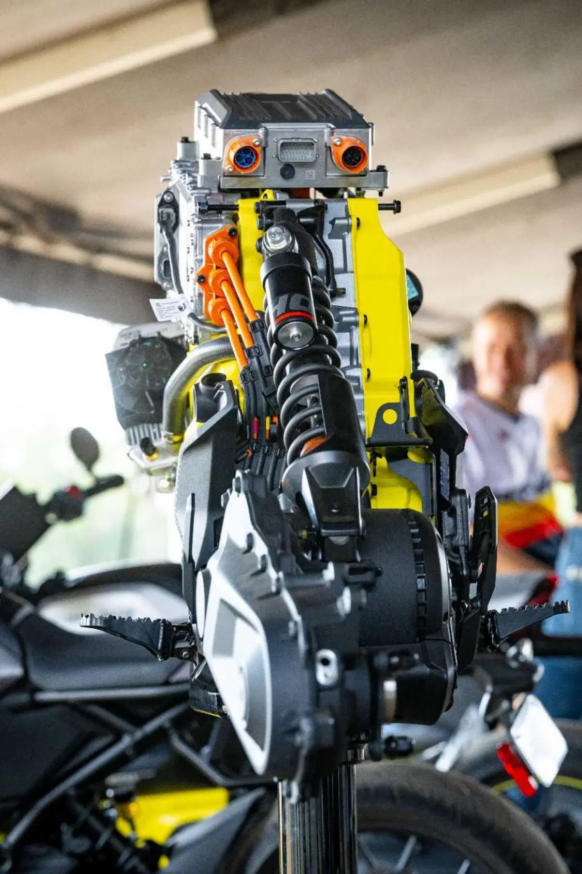 Can-Am Pulse e Origin, il TEST delle moto elettriche di domani [VIDEO] (24)