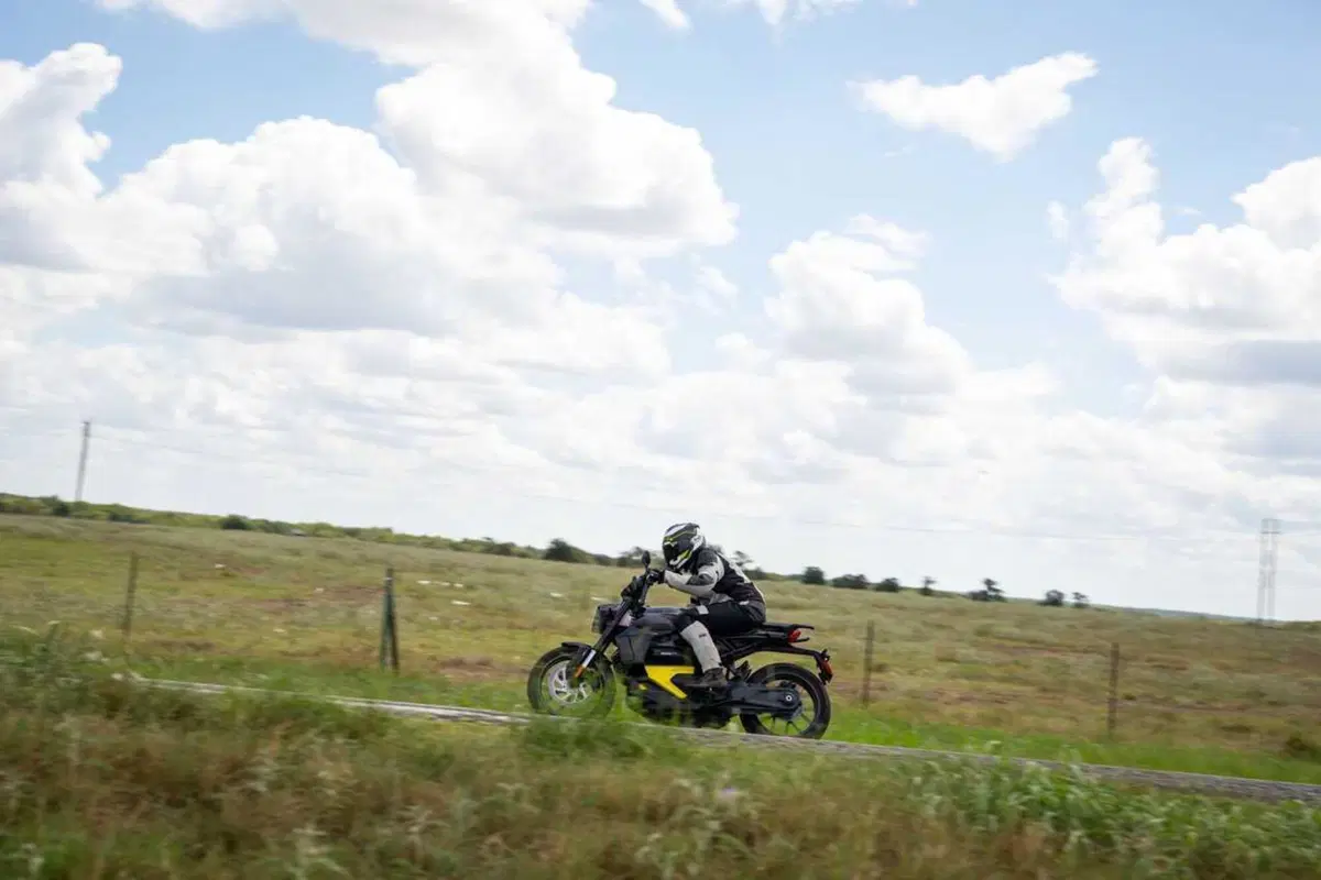 Can-Am Pulse e Origin, il TEST delle moto elettriche di domani [VIDEO] (14)