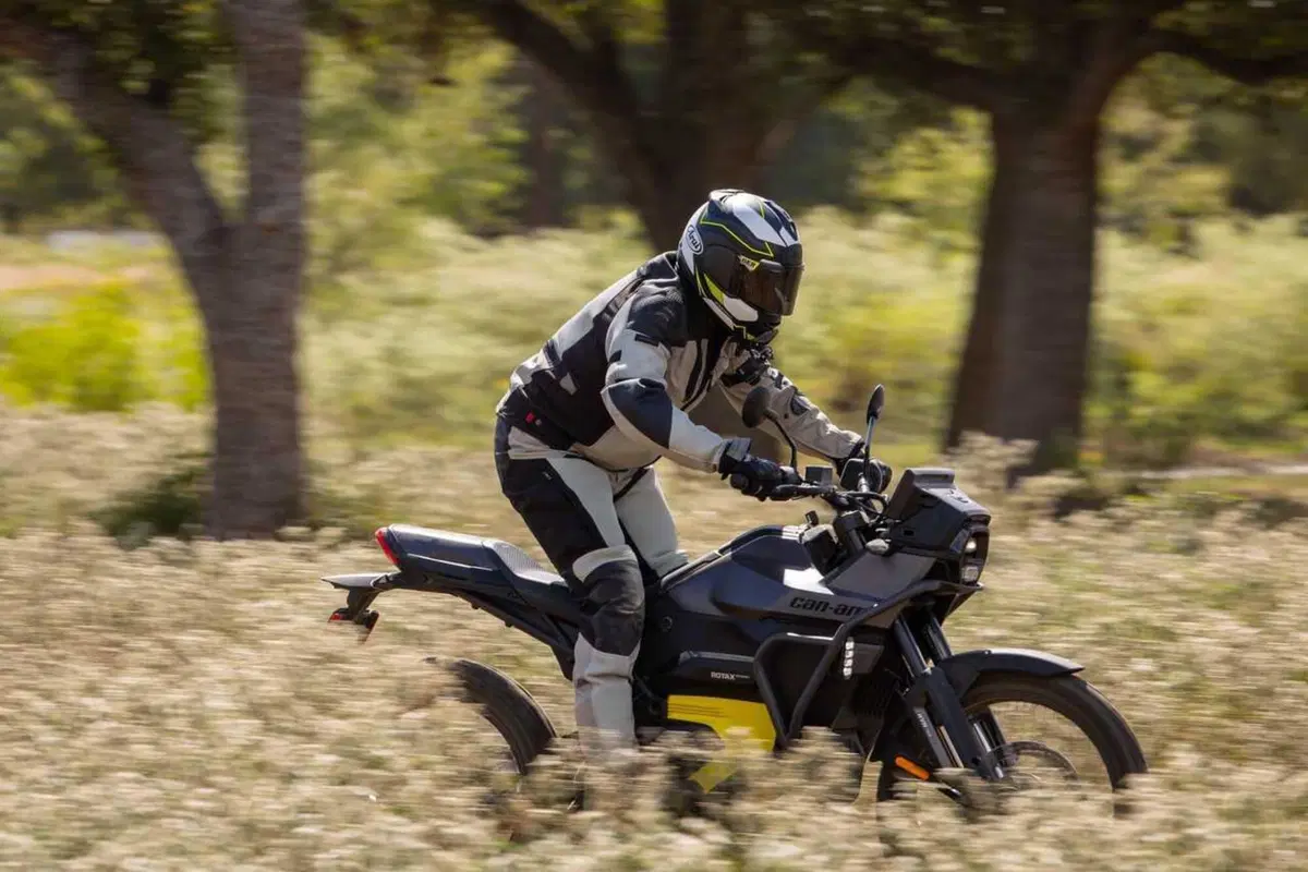 Can-Am Pulse e Origin, il TEST delle moto elettriche di domani [VIDEO] (26)
