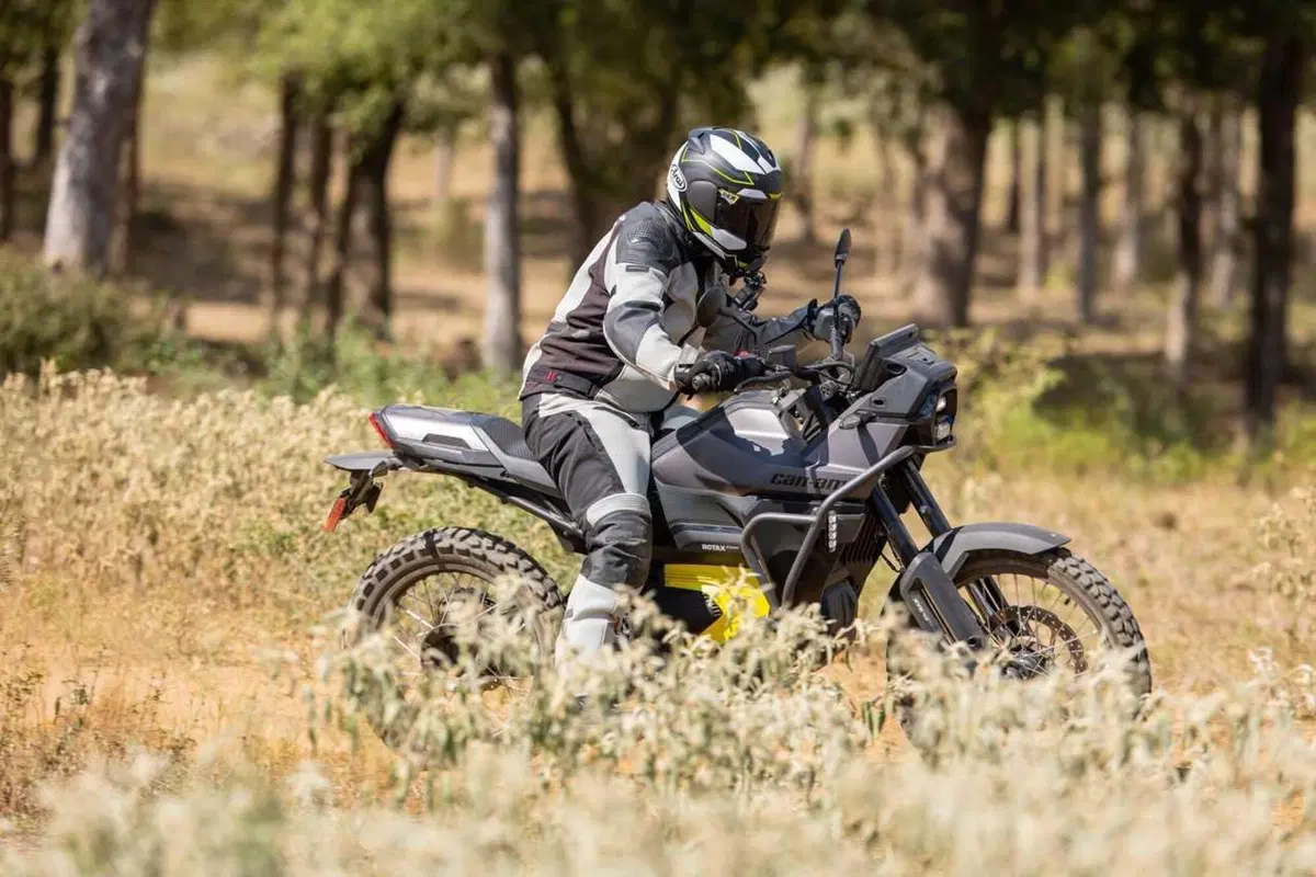 Can-Am Pulse e Origin, il TEST delle moto elettriche di domani [VIDEO] (31)