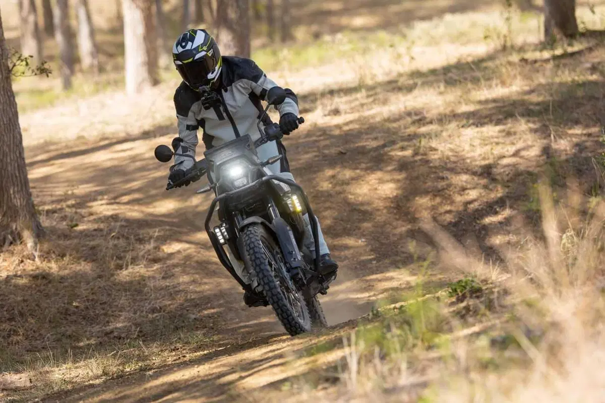 Can-Am Pulse e Origin, il TEST delle moto elettriche di domani [VIDEO] (32)