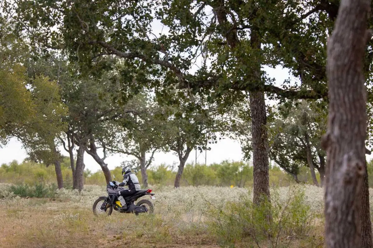 Can-Am Pulse e Origin, il TEST delle moto elettriche di domani [VIDEO] (41)