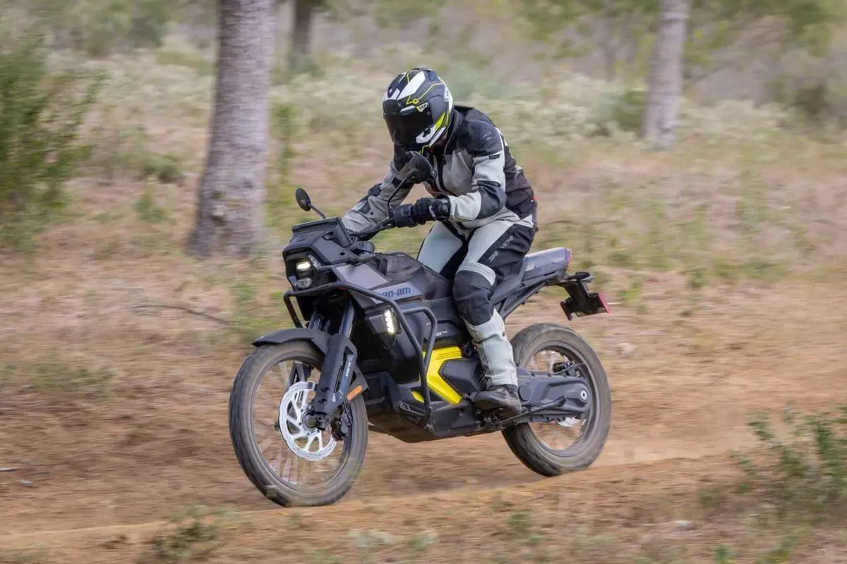 Can-Am Pulse e Origin, il TEST delle moto elettriche di domani [VIDEO] (42)