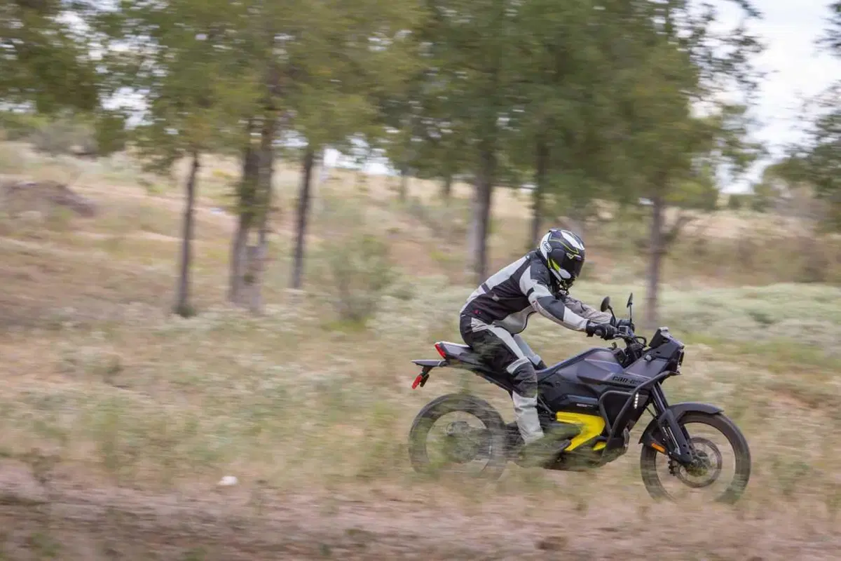 Can-Am Pulse e Origin, il TEST delle moto elettriche di domani [VIDEO] (43)