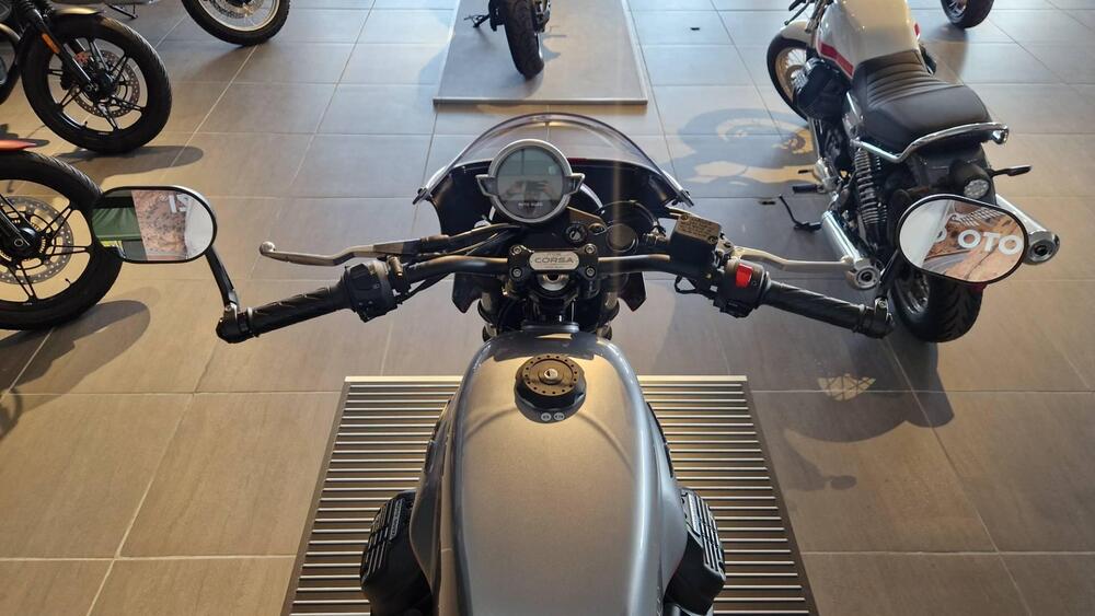 Moto Guzzi V7 Stone Corsa (2023 - 24) (3)