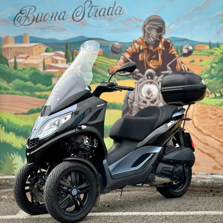 Piaggio MP3 300 ABS Hpe (2021 - 24) (2)