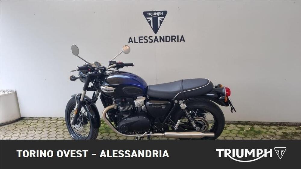 Triumph Bonneville T100 Stealth Edition (2024) (4)