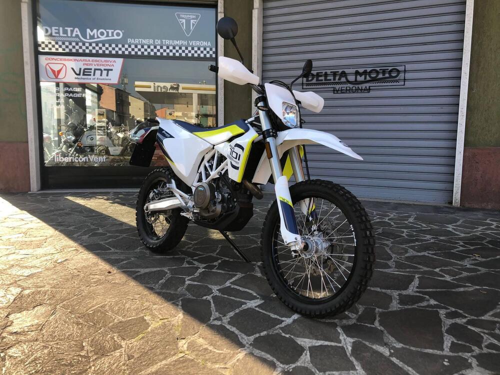 Husqvarna 701 Enduro (2017 - 19) (2)