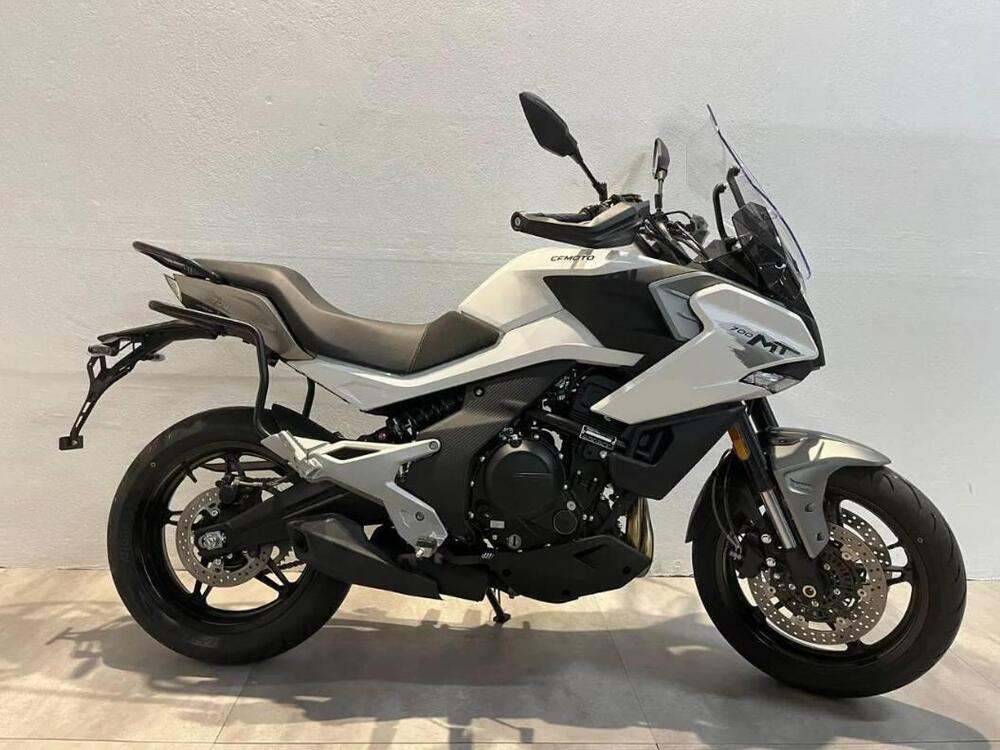 CFMOTO 700MT (2024)