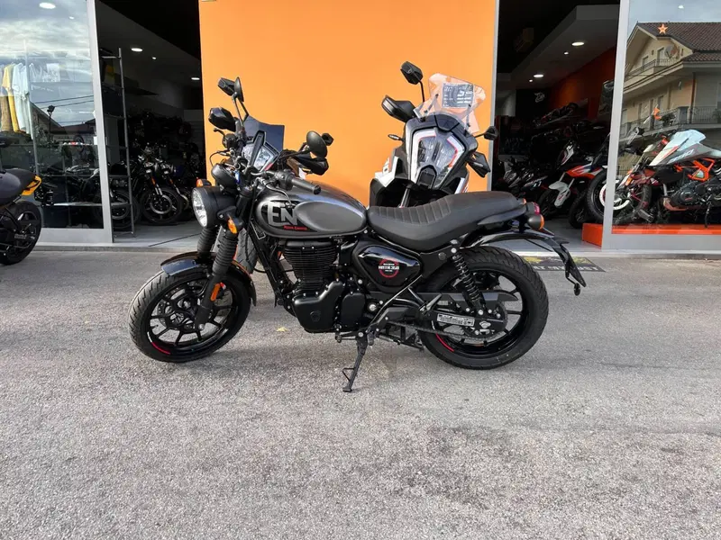 Royal Enfield HNTR 350 (2022 - 26) (3)