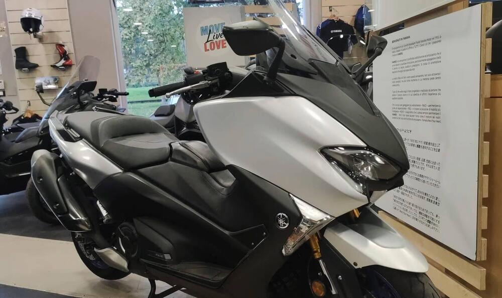 Yamaha T-Max 530 (2017 - 19)