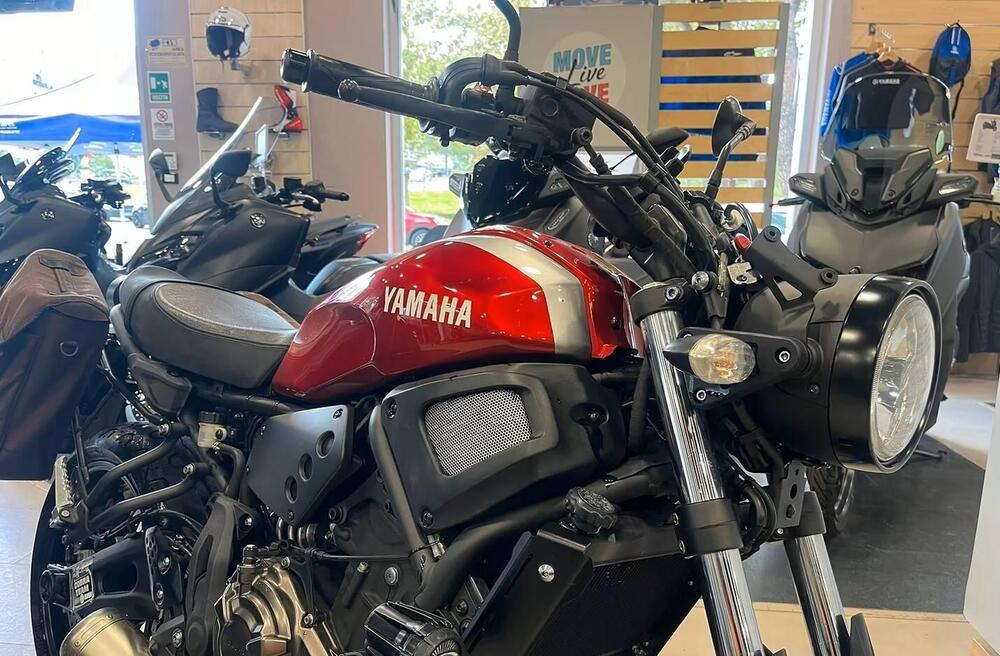 Yamaha XSR 700 ABS (2016 - 20) (3)