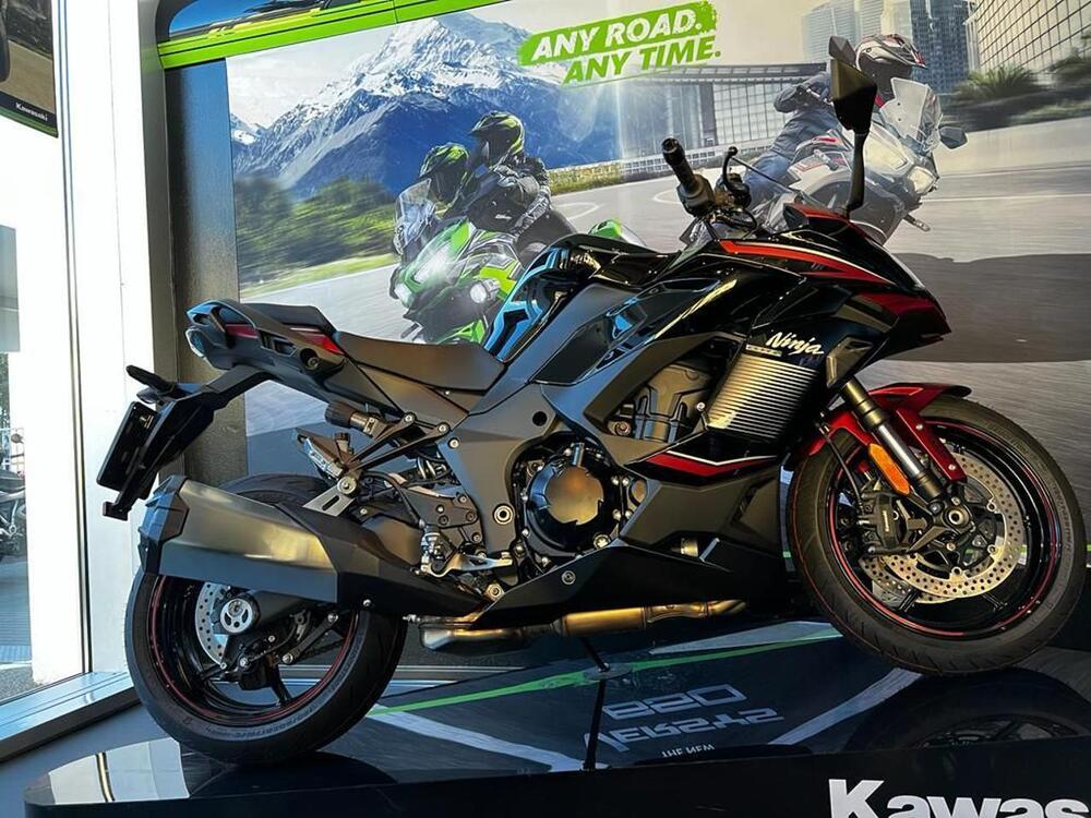 Kawasaki Ninja 1000 SX (2021 - 24) (2)