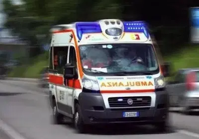 Padova: muore a 18 anni mentre va a scuola