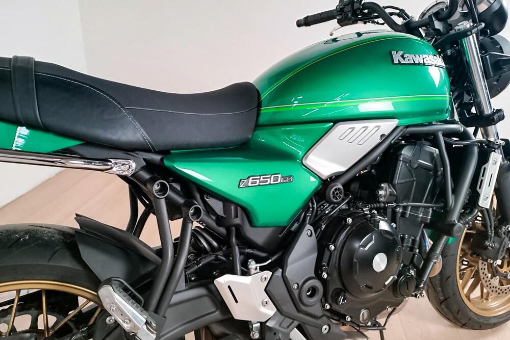 Kawasaki Z 650 RS (2022 - 24) (4)