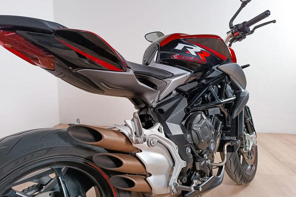 MV Agusta Brutale 800 RR (2015 - 16) (4)