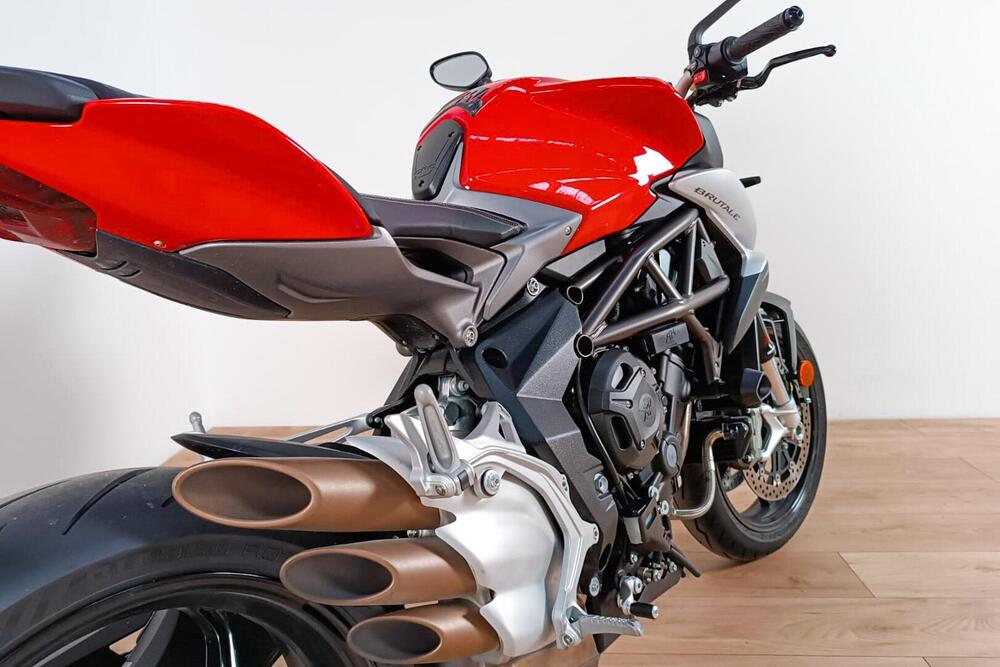 MV Agusta Brutale 800 EAS (2012 - 14) (4)