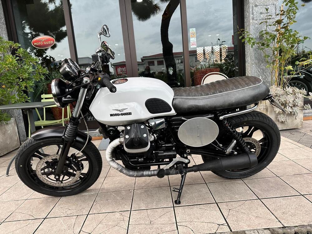 Moto Guzzi V7 Racer (2012 - 14) (2)