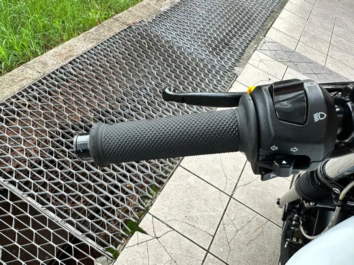 Moto Guzzi V7 Racer (2012 - 14) (13)
