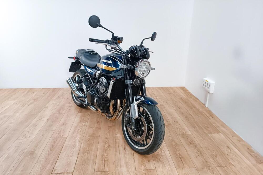 Kawasaki Z 900 RS (2021) (2)