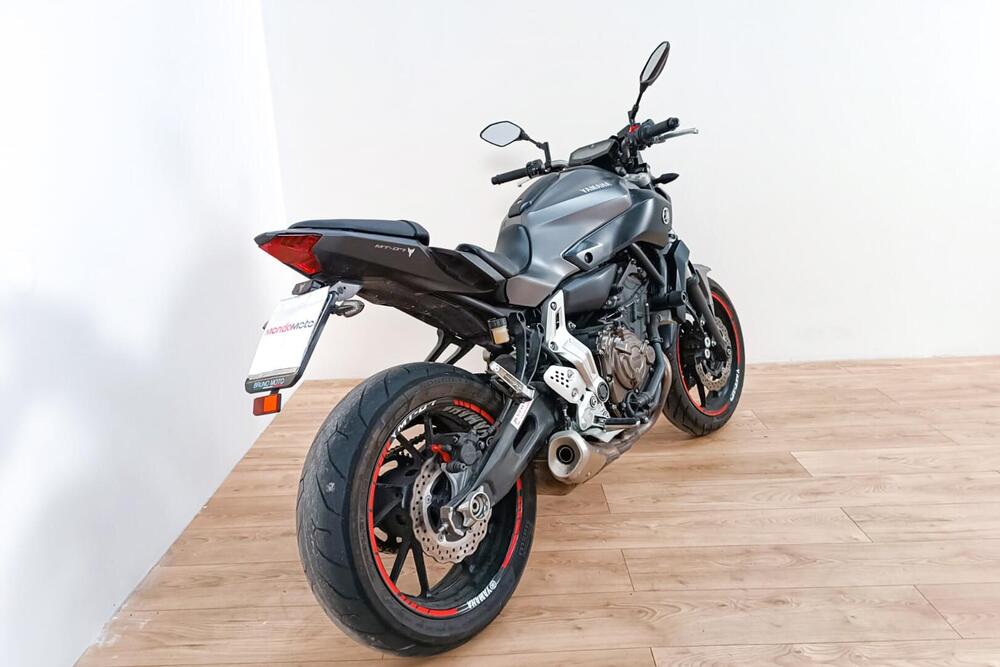 Yamaha MT-07 (2014 - 16) (3)