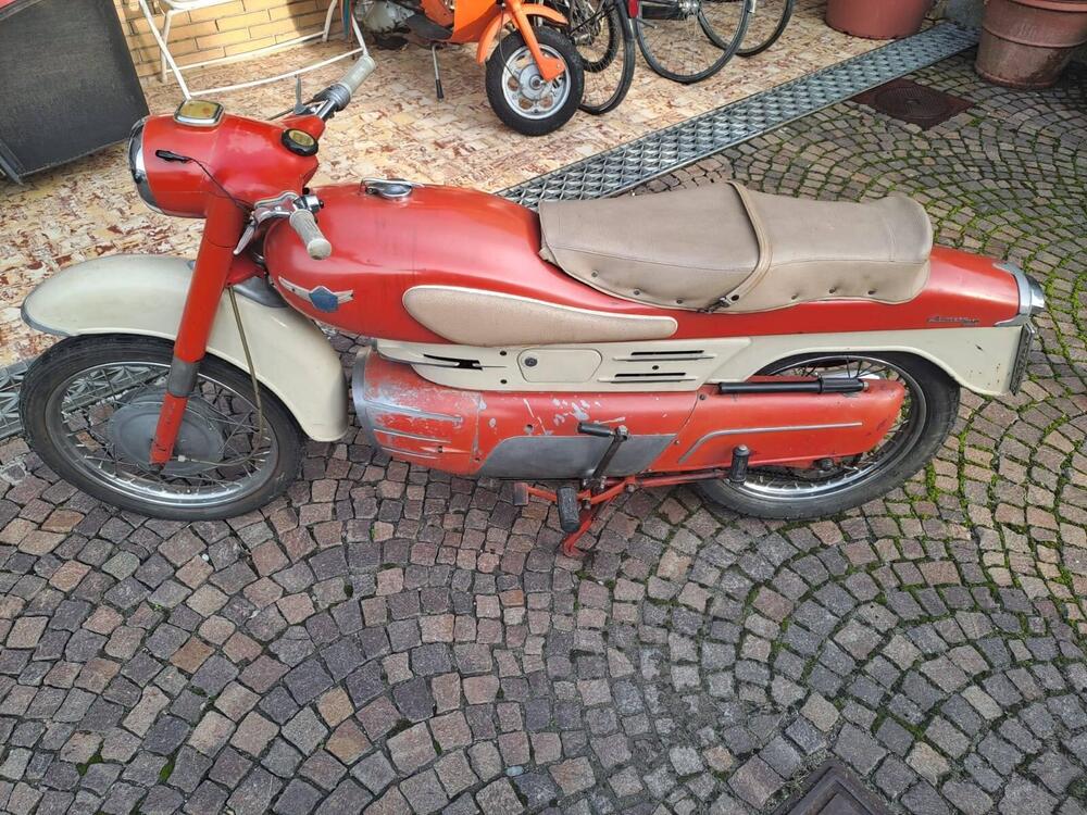 Aermacchi Harley-Davidson Chimera 250 (4)