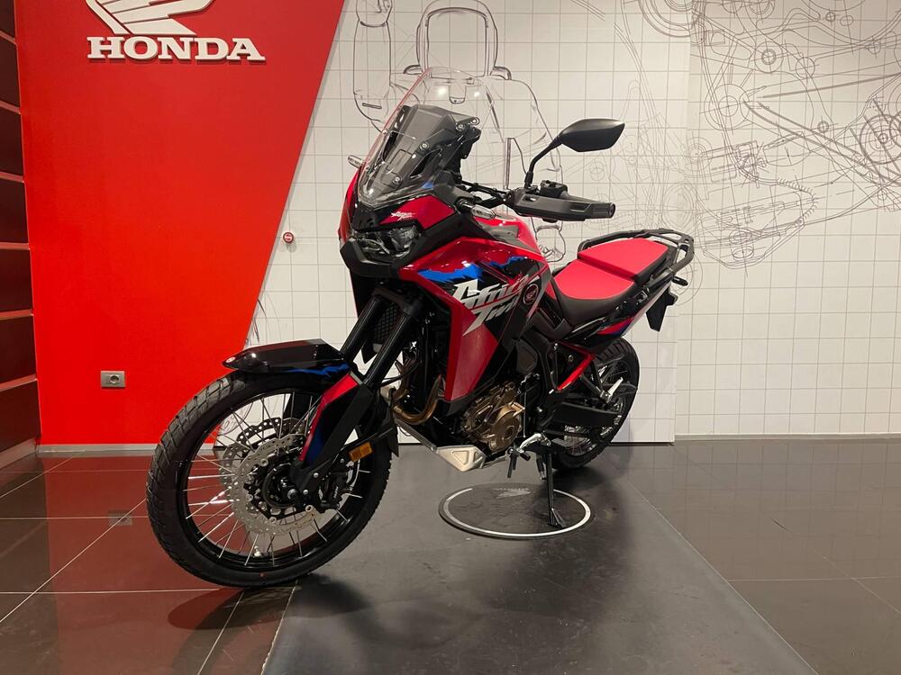 Honda Africa Twin CRF 1100L ES (2024 - 25) (5)