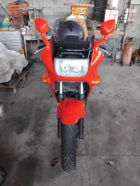 Honda vfr 750 f