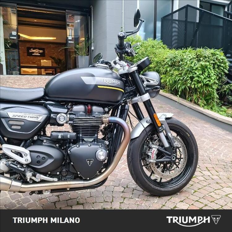 Triumph Speed Twin 1200 (2021 - 24) (3)