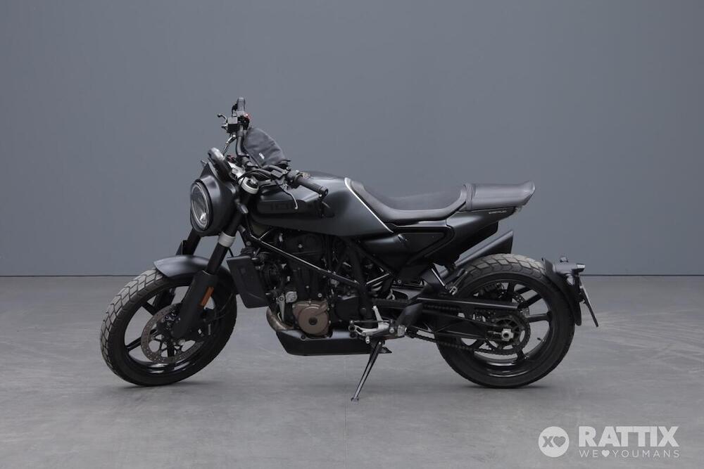 Husqvarna Svartpilen 701 (2019) (3)