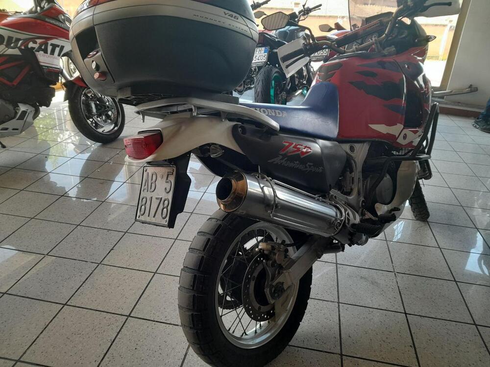 Honda Africa Twin XRV 750 (1996 - 02) (2)