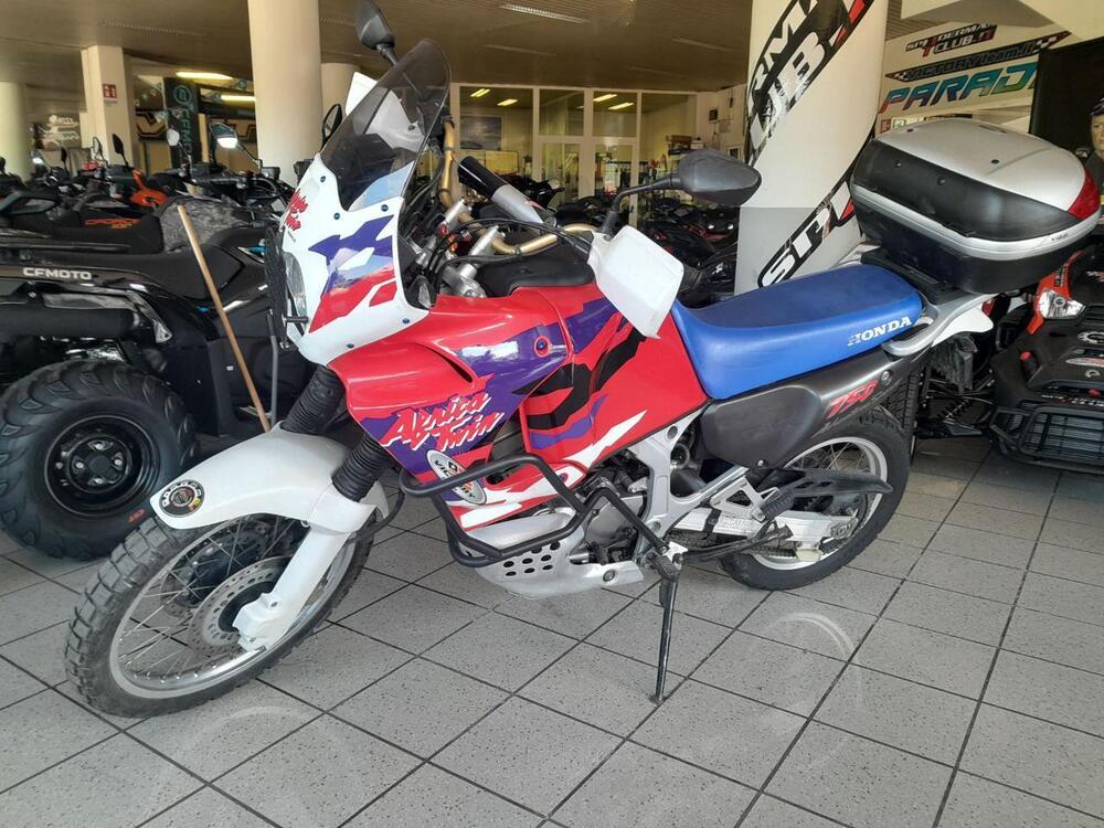 Honda Africa Twin XRV 750 (1996 - 02) (4)