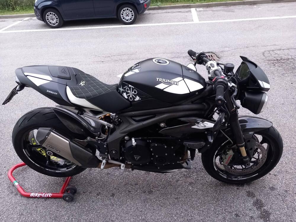 Triumph Speed Triple 1050 RS (2018 - 20) (4)