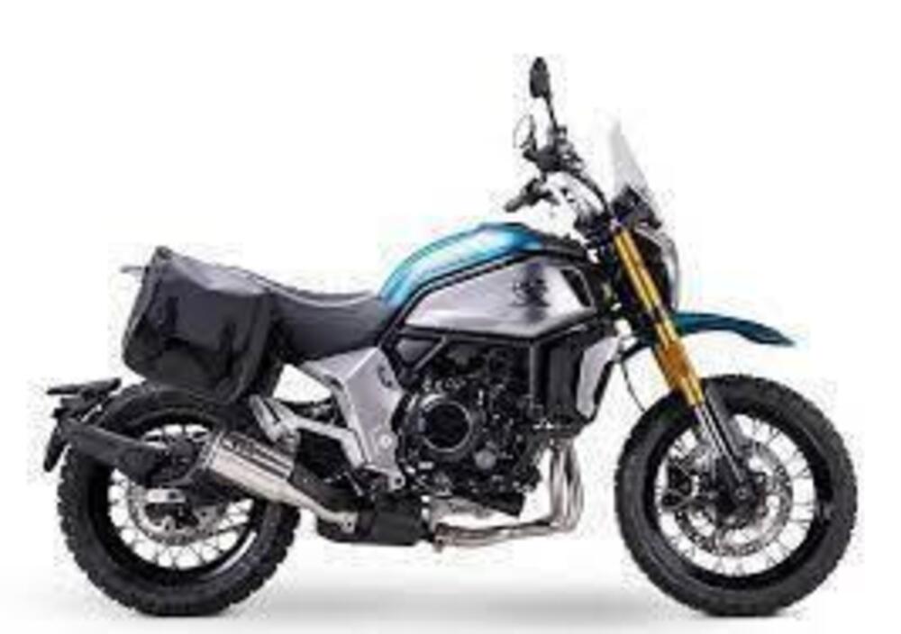 CFMOTO 700CL-X Adventure (2023 - 24)