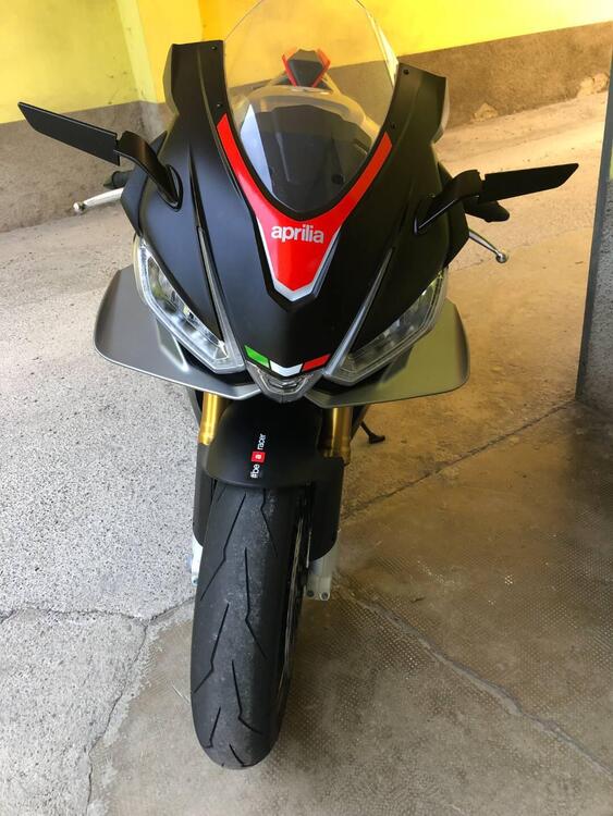 Aprilia RSV4 1100 (2021 - 24) (4)