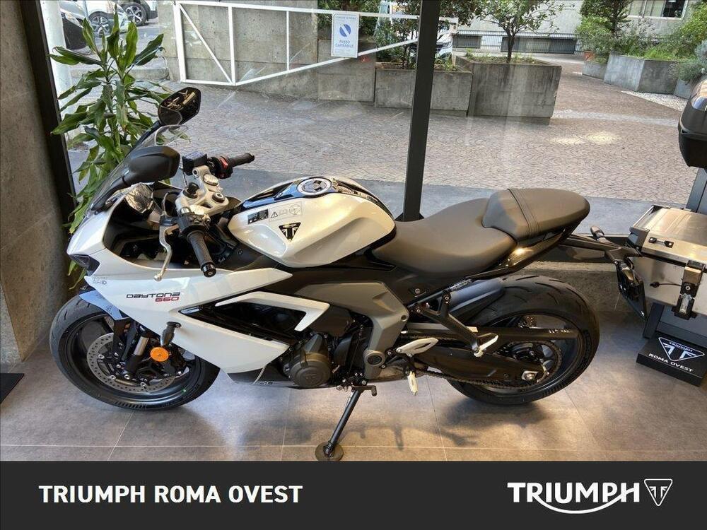 Triumph Daytona 660 (2024)