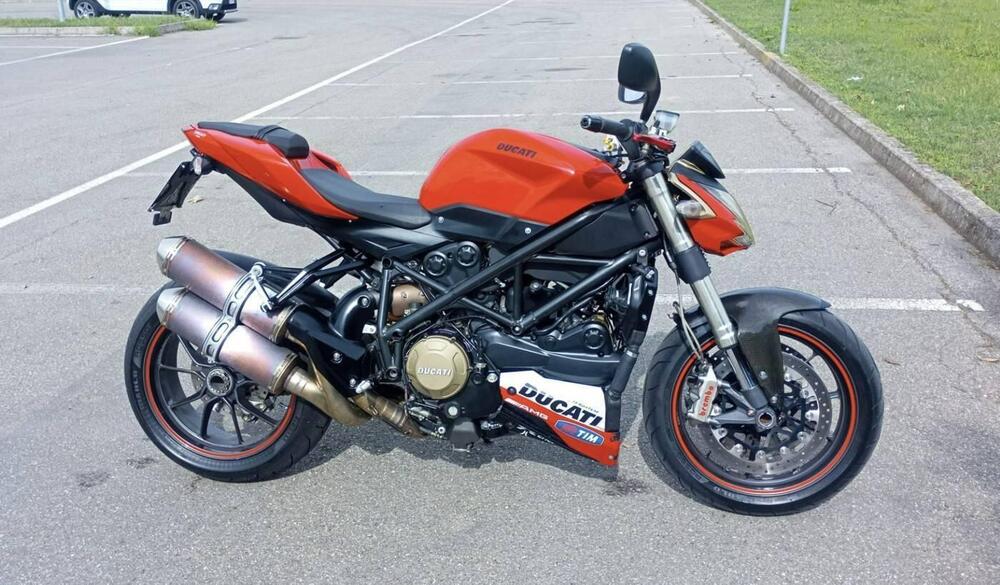 Ducati Streetfighter (2009 - 12) (4)